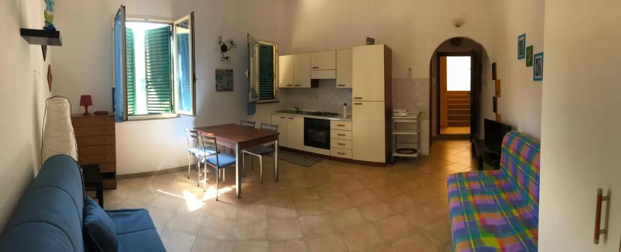 Liana Monolocale Apartment San Vincenzo 0*,